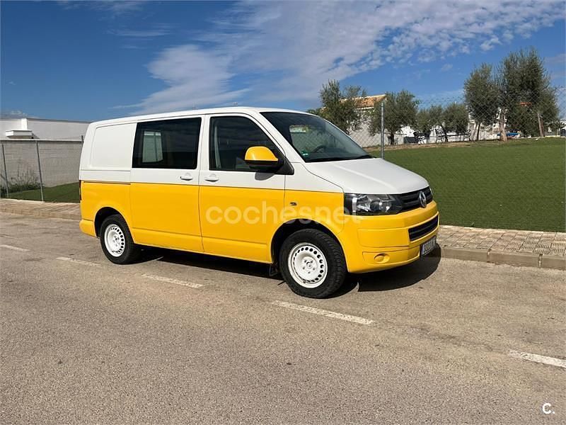 Usado VW Transporter 68 CV (50 kW) 2002 Amarillo Van