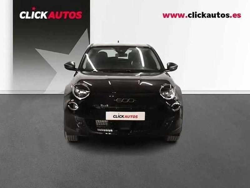 Usado Fiat 600 Pop 110 CV (80 kW) 2025 Negro SUV
