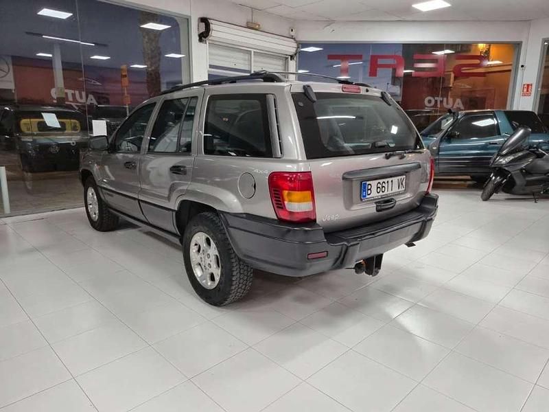 Usado Jeep Grand Cherokee Laredo 190 CV (139 kW) 1999 Gris SUV