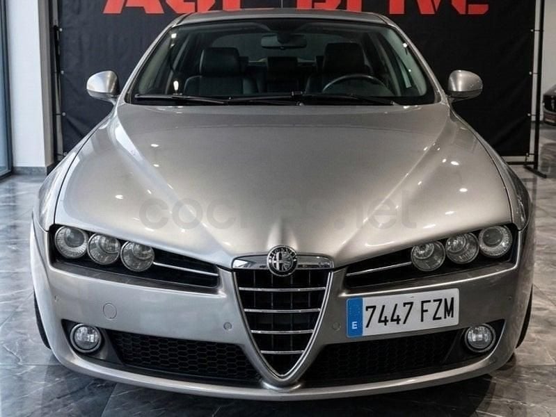 Usado Alfa Romeo 159 Distinctive 150 CV (110 kW) 2008 Gris / plata Berlina