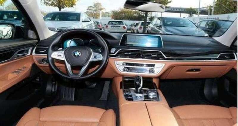 Usado BMW 750 449 CV (330 kW) 2017 Negro Berlina