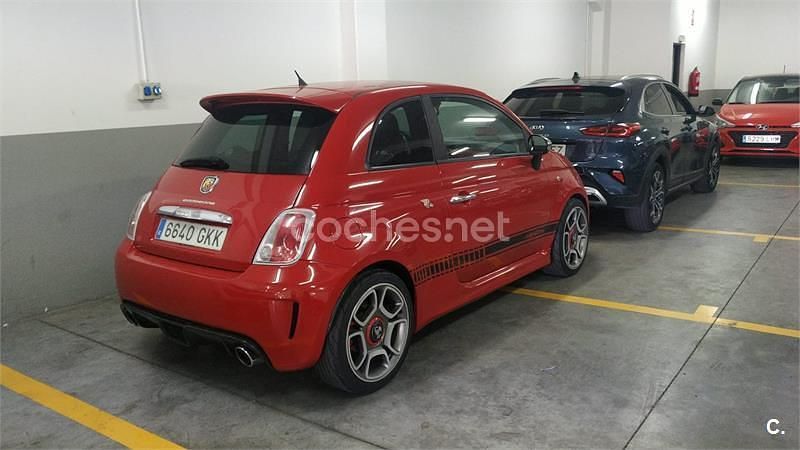 Usado Abarth 500 135 CV (99 kW) 2009 Rojo Berlina