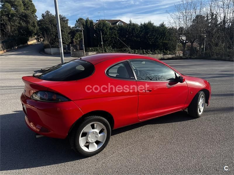 Usado Ford Puma 125 CV (91 kW) 1998 Rojo Coupe