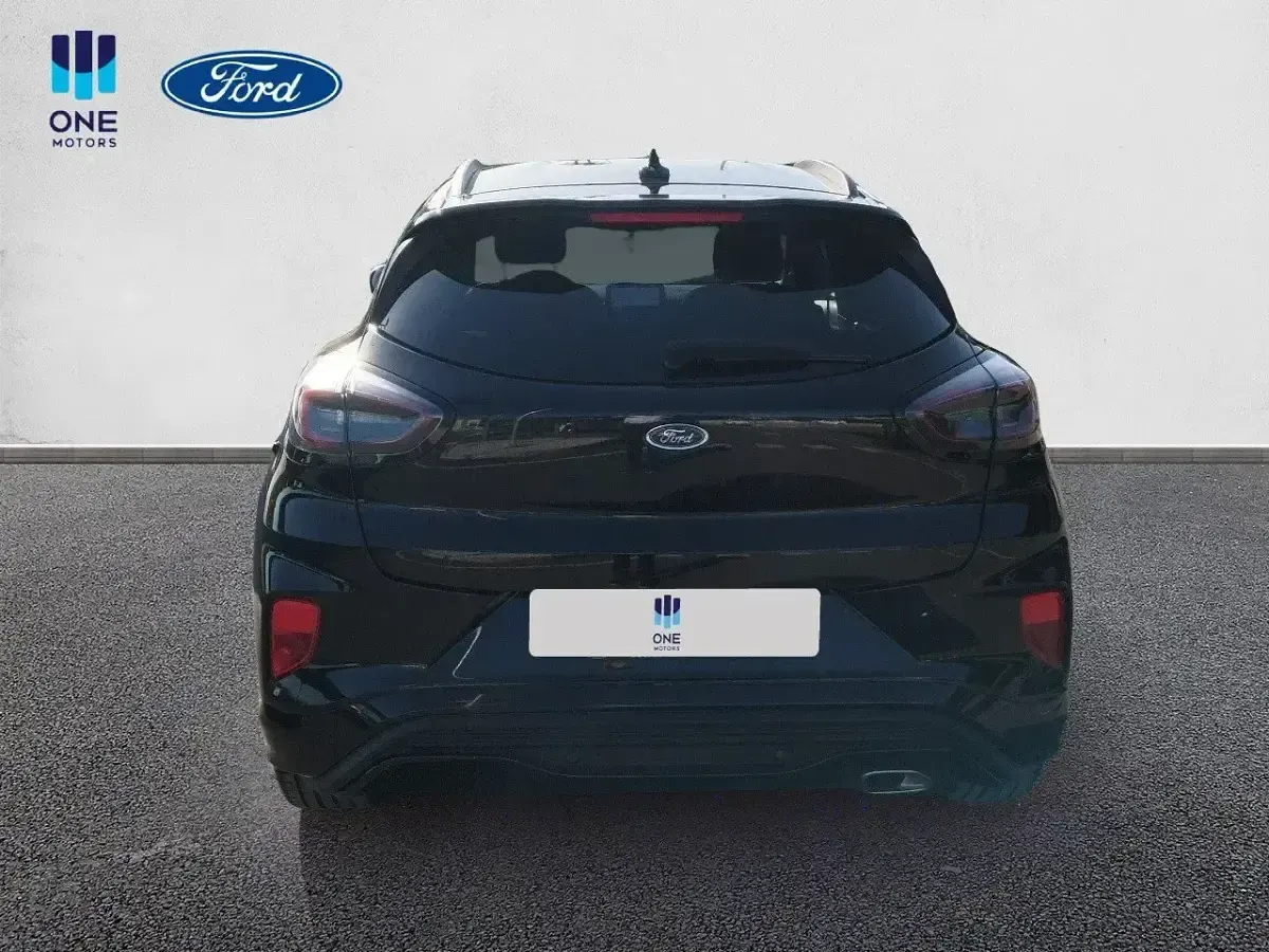 Usado Ford Puma ST-Line X 155 CV (114 kW) 2023 Negro SUV