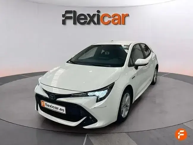 Usado Toyota Corolla Business Edition 122 CV (89 kW) 2021 Blanco