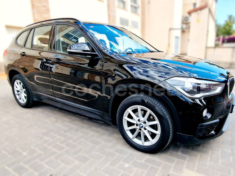 Negro Usado 2018 BMW X1 Comfort Edition SUV | 18.900 € (Precio justo) - Imagen 1/4