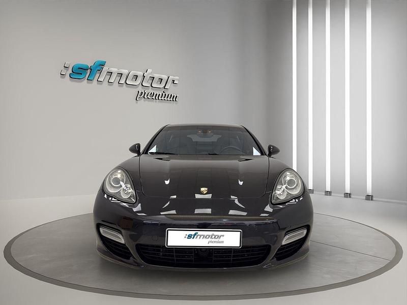 Usado Porsche Panamera Turbo 500 CV (367 kW) 2010 Negro metalizado Berlina