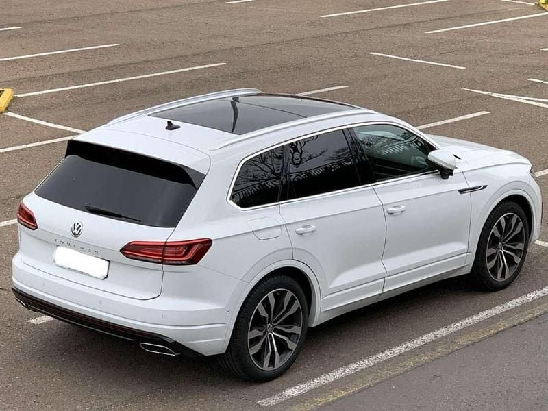 Usado VW Touareg Atmosphere 231 CV (169 kW) 2022 Blanco SUV