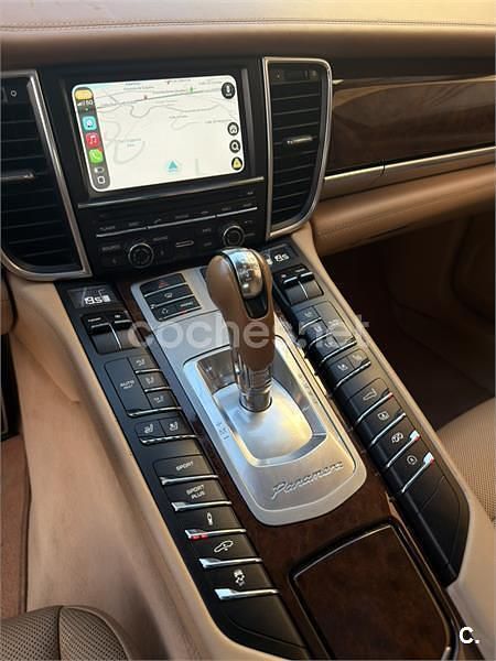 Begagnad Porsche Panamera 400 HK (294 kW) 2011 Vit Halvkombi