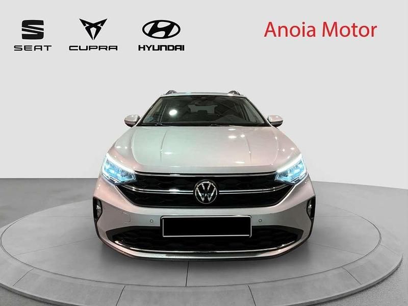 Usado VW Taigo Life 110 CV (80 kW) 2023 Plateado SUV