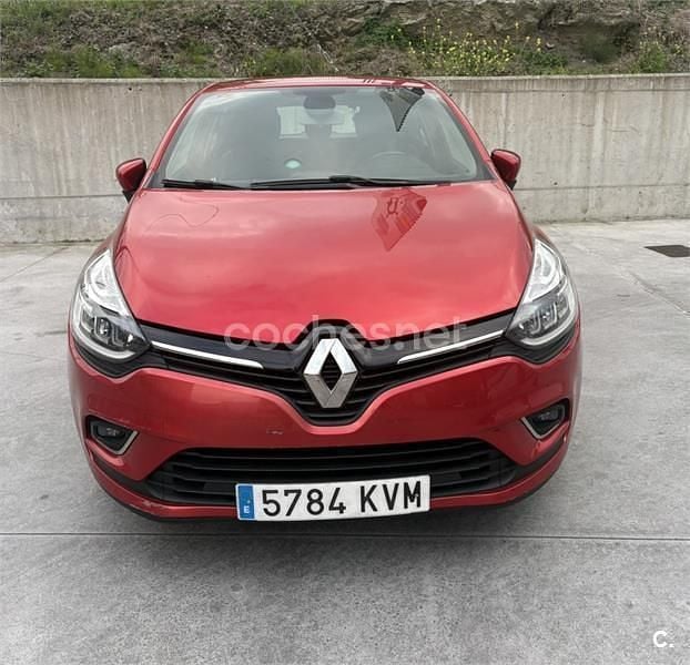 Rojo Usado 2019 Renault Clio IV Zen Berlina | 9900 € (Buen precio) - Imagen 1/4