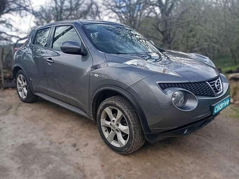 Usado Nissan Juke Acenta 110 CV (80 kW) 2011 Gris SUV