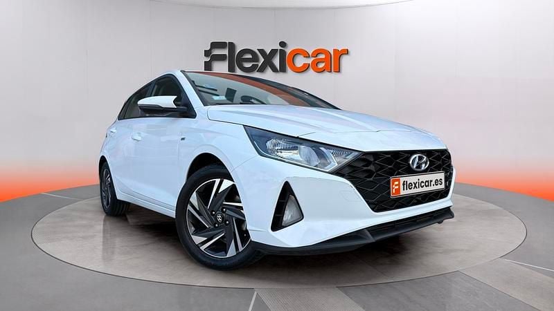 Usado Hyundai i20 101 CV (74 kW) 2022 Blanco Utilitario