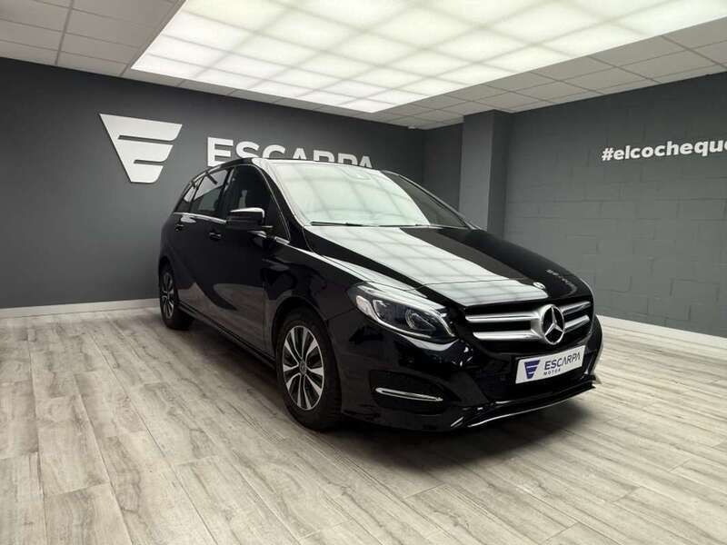 Negro Usado 2017 Mercedes B200 Monovolumen | 20.490 € (Precio justo) - Imagen 1/4