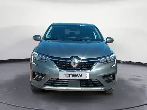Usado Renault Arkana Techno 145 CV (106 kW) 2023 Gris SUV