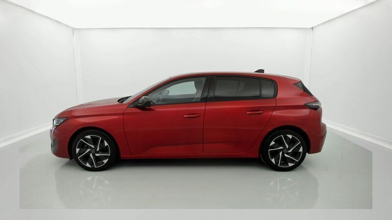 Usado Peugeot 308 Allure 130 CV (95 kW) 2022 Rojo elixir