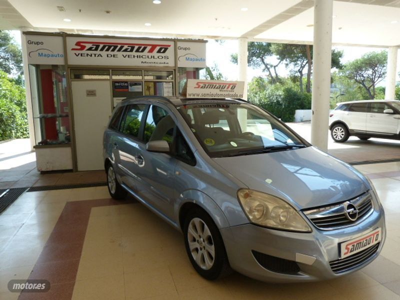 Usado Opel Zafira Enjoy 120 CV (88 kW) 2008 Plateado Monovolumen