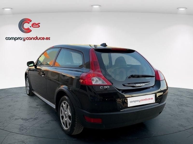 Usado Volvo C30 Summum 170 CV (125 kW) 2007 Negro Utilitario