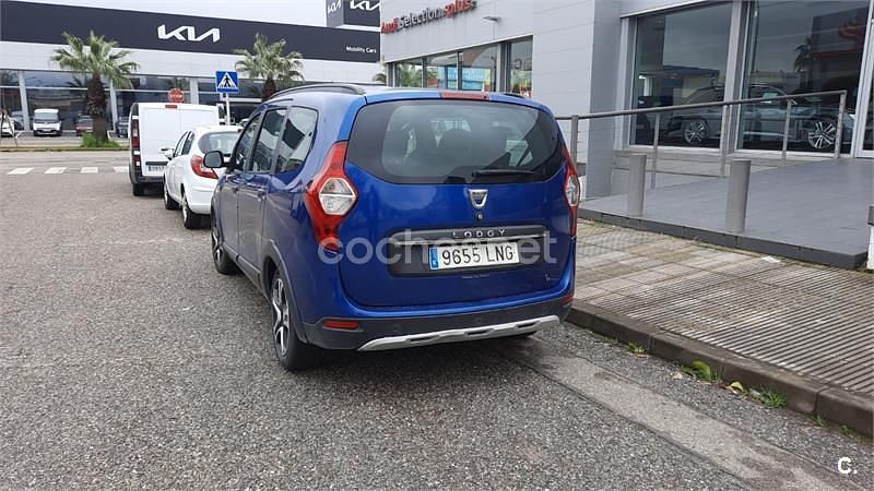 Usado Dacia Lodgy 115 CV (84 kW) 2021 Azul Monovolumen