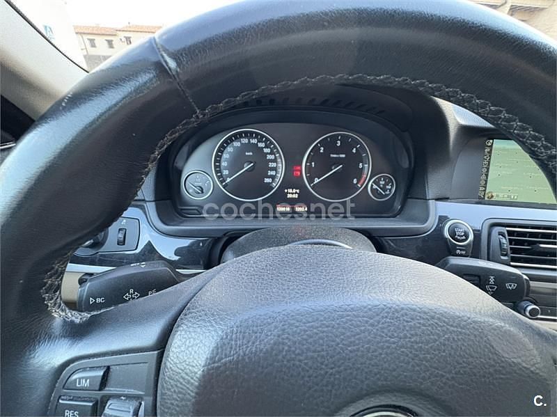Negro Usado 2013 BMW 520 Gran Turismo Berlina | 16.500 € (Precio justo) - Imagen 1/4