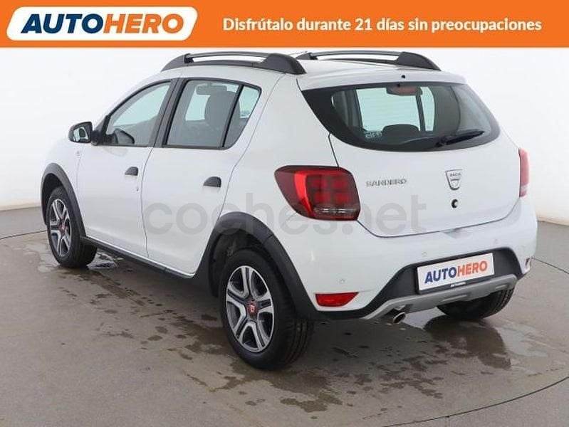 Usado Dacia Sandero Comfort 95 CV (69 kW) 2019 Blanco Berlina