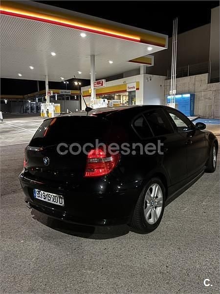 Usado BMW 116 115 CV (84 kW) 2008 Negro Utilitario