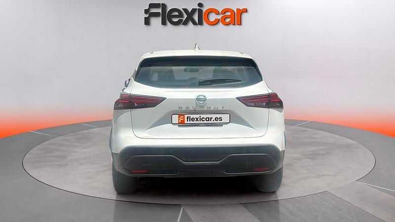 Usado Nissan Qashqai Acenta 141 CV (103 kW) 2021 Blanco SUV