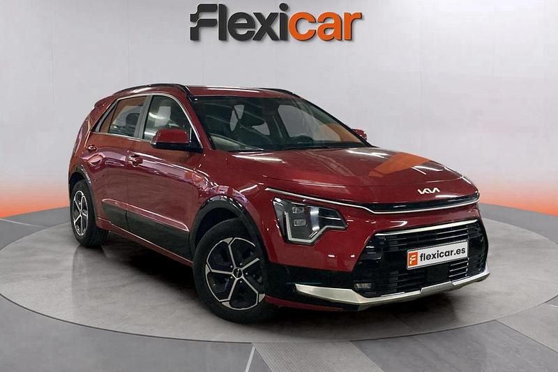 Rojo Usado 2024 Kia Niro 2 SUV | 20.890 € (Buen precio) - Imagen 1/4