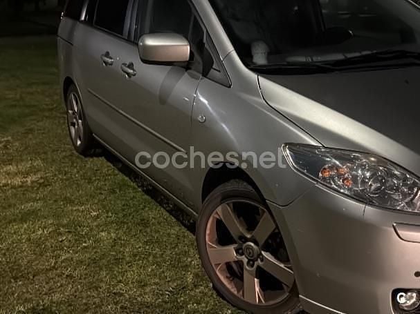 Usado Mazda 5 Active 143 CV (105 kW) 2007 Beige Monovolumen