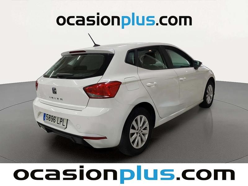 Usado Seat Ibiza Style 110 CV (80 kW) 2021 Blanco Utilitario