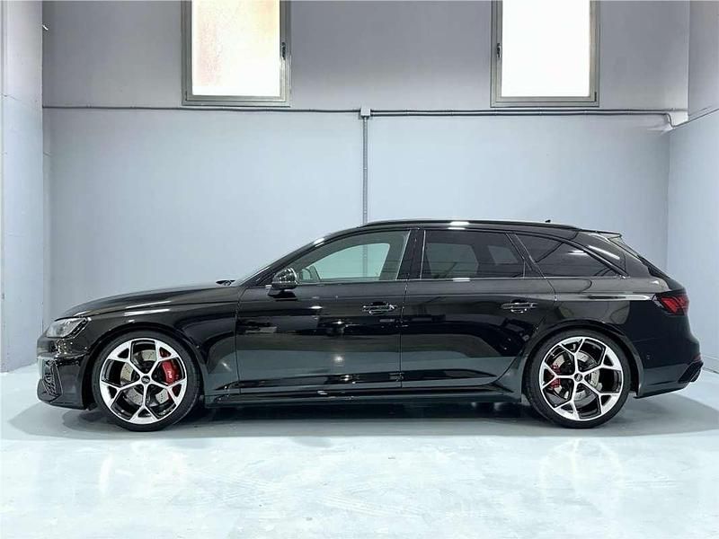 Usado Audi RS4 Competition 450 CV (330 kW) 2025 Gris Familiar