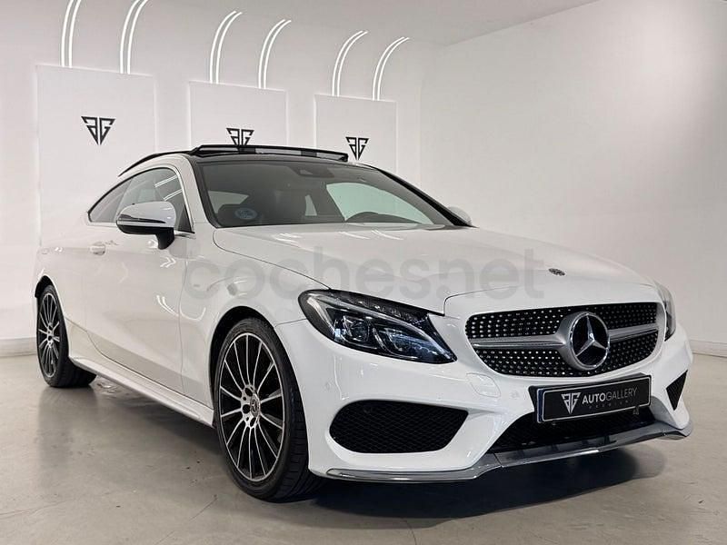Usado Mercedes C220 194 CV (142 kW) 2019 Blanco Coupe