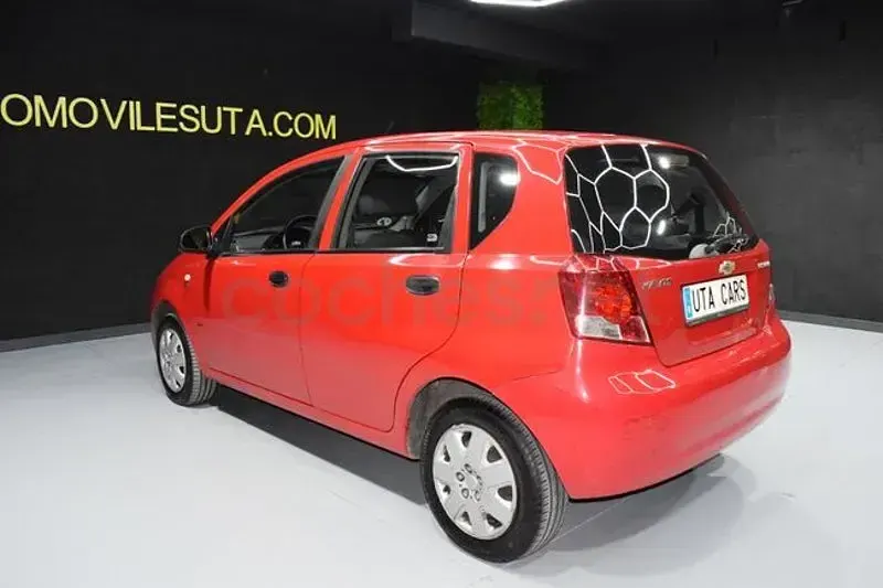 Usado Chevrolet Kalos SE 72 CV (52 kW) 2006 Rojo Berlina