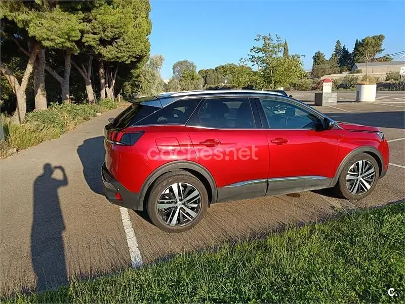 Usado Peugeot 3008 GT 180 CV (132 kW) 2018 Rojo SUV