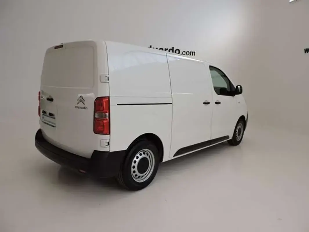 Usado Citroën Jumpy 116 CV (85 kW) 2018 Blanco Monovolumen