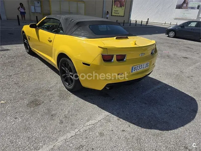 Usado Chevrolet Camaro 405 CV (297 kW) 2014 Amarillo Descapotable