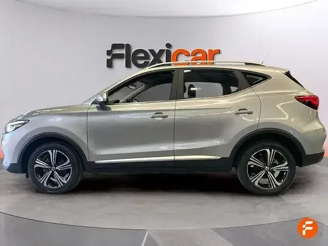 Usado MG ZS Comfort 106 CV (77 kW) 2022 Gris SUV