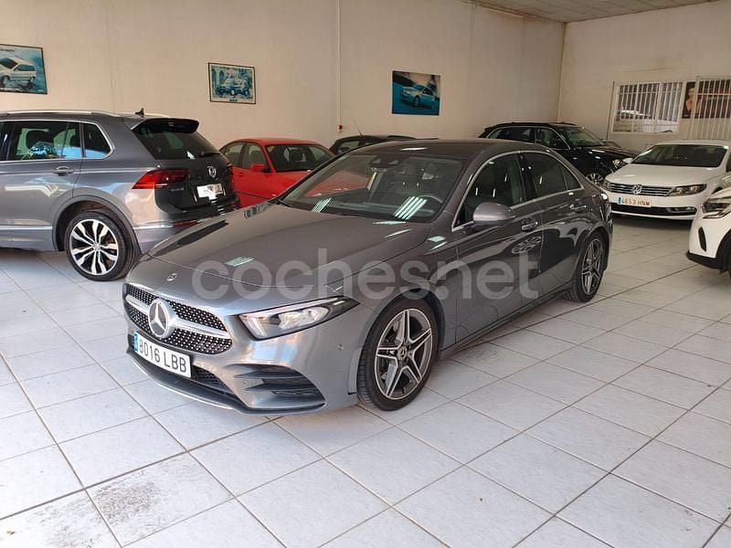 Gris / plata Usado 2019 Mercedes A220 Berlina | 31.999 € (Precio justo) - Imagen 1/4