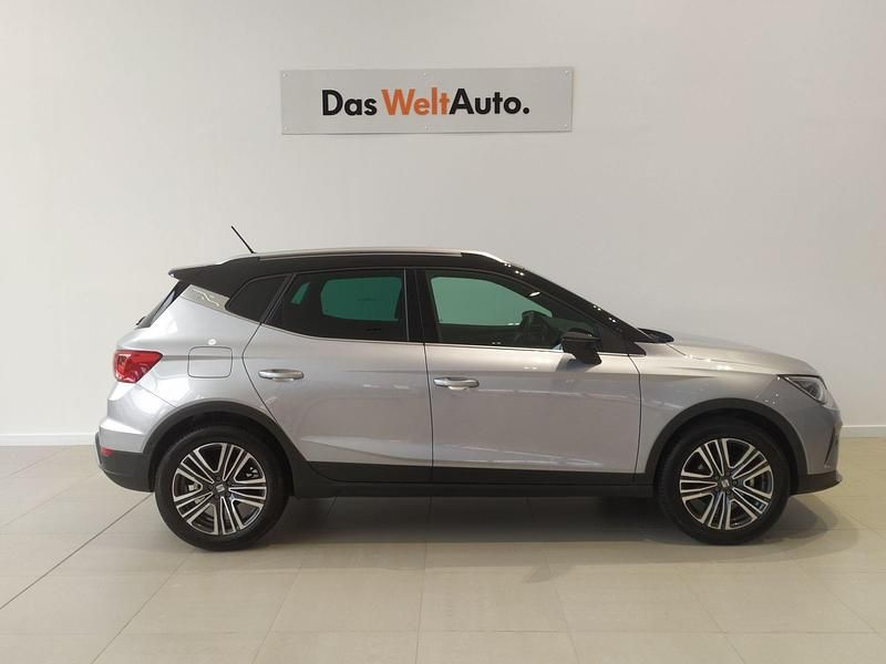Usado Seat Arona FR 116 CV (85 kW) 2024 Gris SUV
