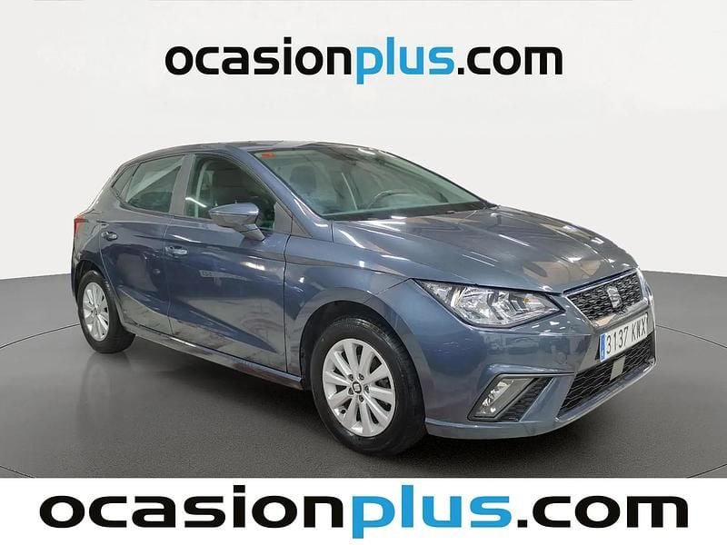 Usado Seat Ibiza Style Plus 80 CV (58 kW) 2019 Gris Utilitario