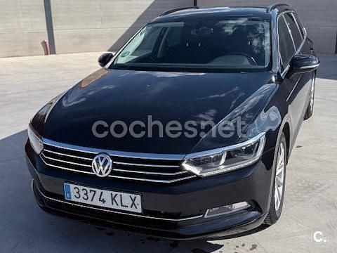 Usado VW Passat Advance 150 CV (110 kW) 2018 Negro Familiar