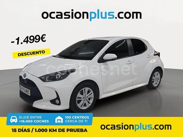 Blanco Usado 2022 Toyota Yaris Hybrid Business Edition Berlina | 16.490 € (Precio justo) - Imagen 1/4