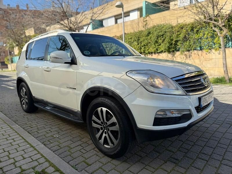 Usado Ssangyong (KGM) Rexton Limited 155 CV (114 kW) 2014 Blanco SUV