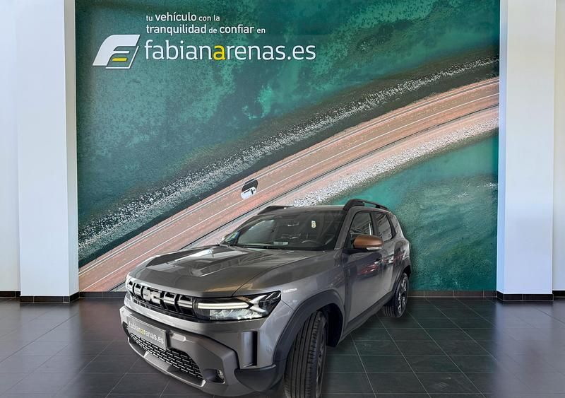 Gris Usado 2025 Dacia Duster Journey SUV | 24.900 € (Caro) - Imagen 1/4