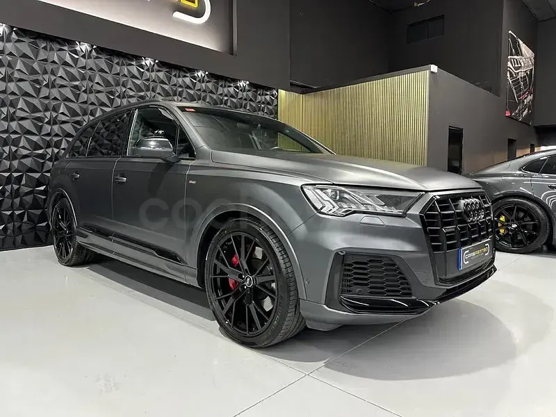 Usado Audi Q7 S-line plus 462 CV (339 kW) 2022 Gris / plata SUV