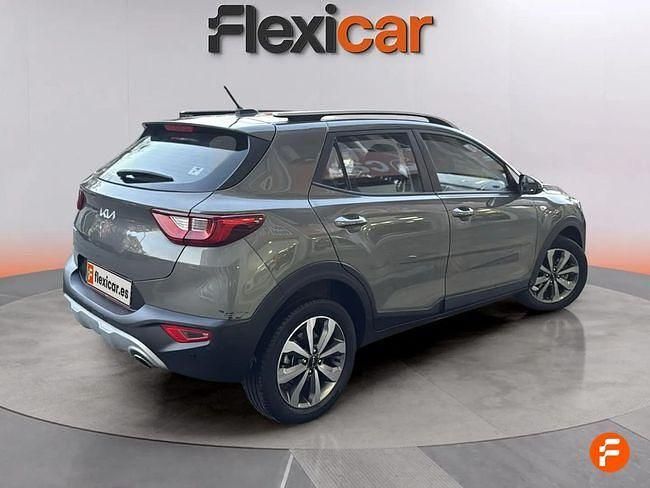 Usado Kia Stonic 84 CV (61 kW) 2021 Gris SUV