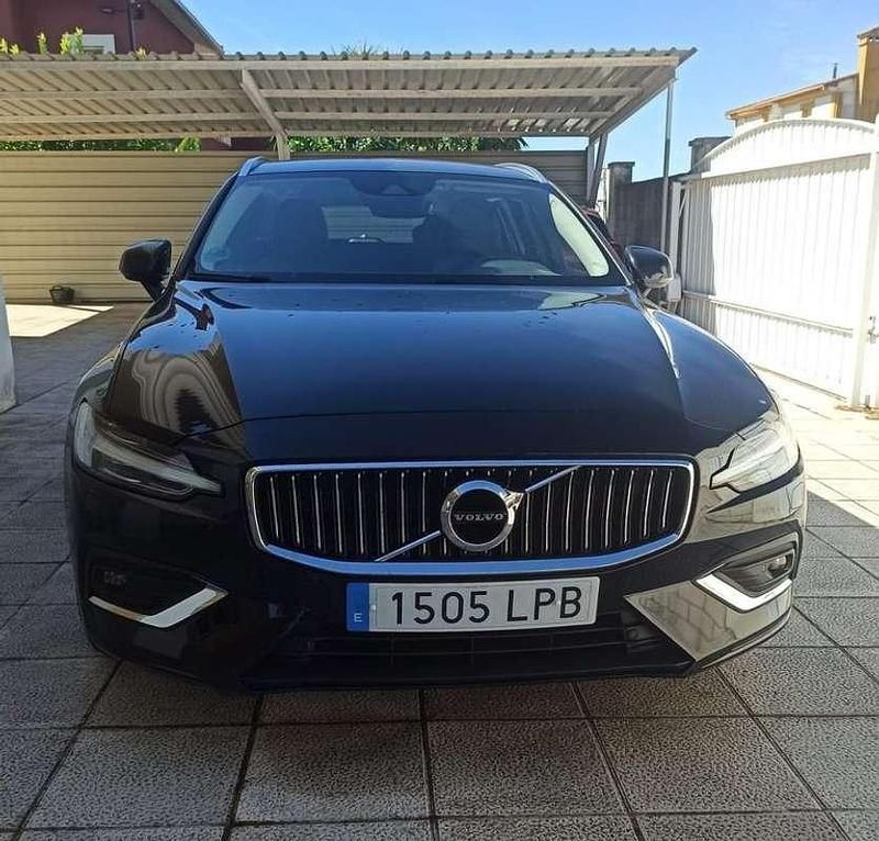 Negro Usado 2021 Volvo V60 Inscription Familiar | 24.990 € (Buen precio) - Imagen 1/4
