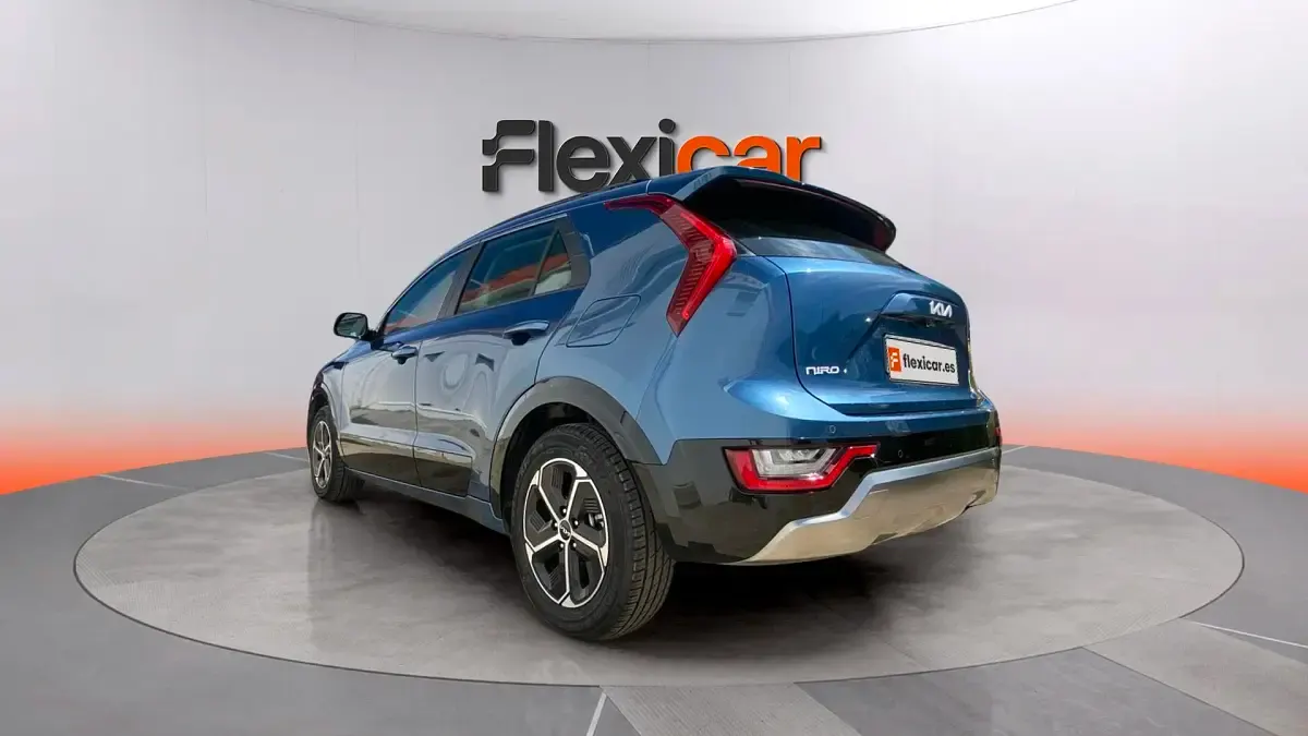 Usado Kia Niro 141 CV (103 kW) 2024 Azul SUV