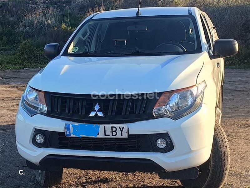 Usado Mitsubishi L200 154 CV (113 kW) 2019 Blanco Pickup/Camioneta