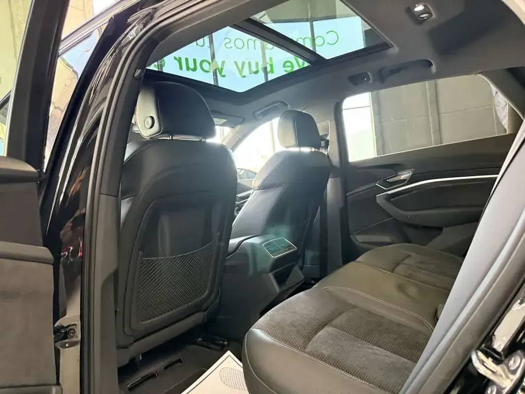 Usado Audi e-tron S-Line 230 kW (313 CV) 2020 Negro SUV